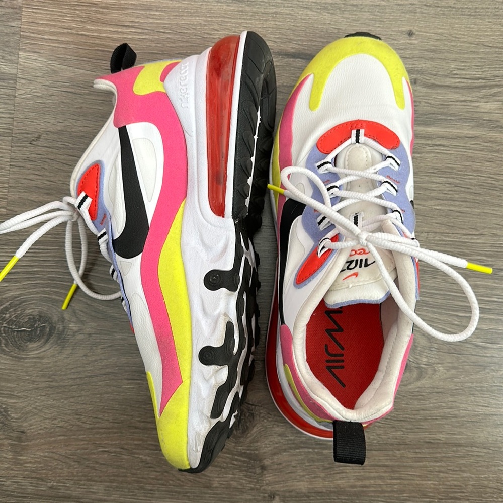 Nike Air Max 270 Reacts